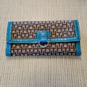 Tommy Hilfinger Style Clutch Purse / Wallet